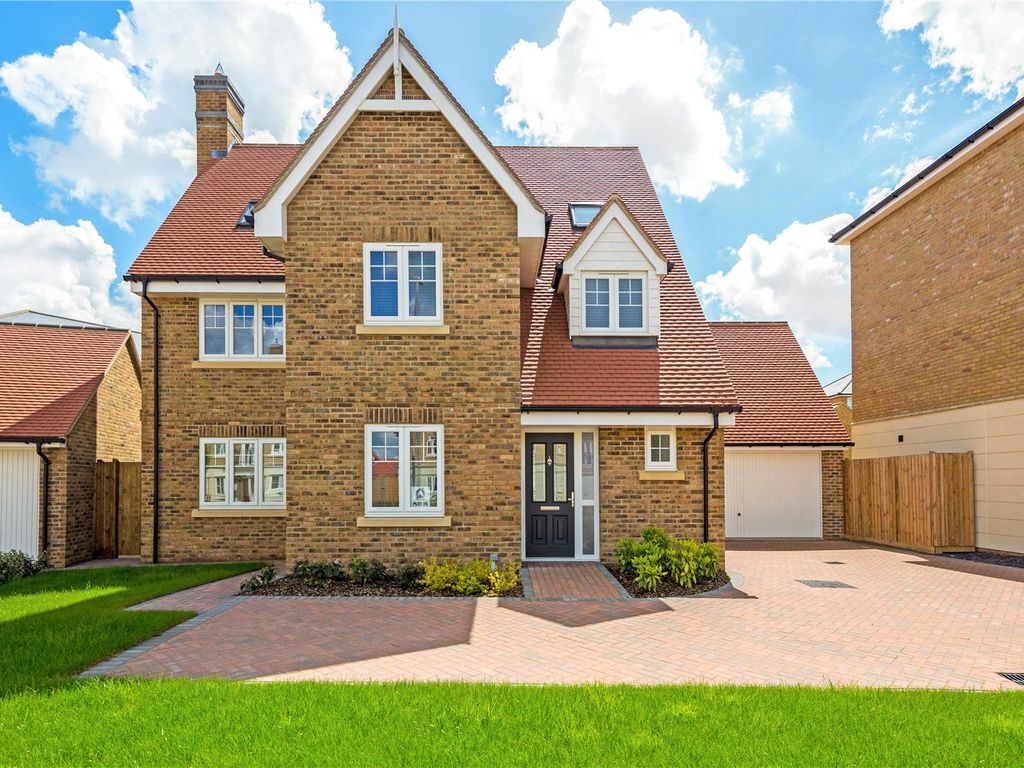 New home, 6 bed detached house for sale in Woodlands Park, Woodlands