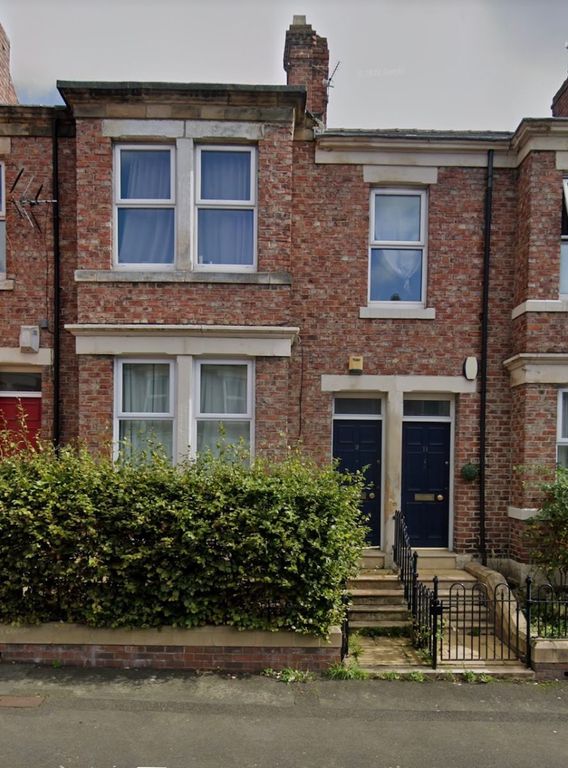 3 bed flat to rent in Westbourne Avenue, Bensham, Gateshead NE8, £750 pcm Zoopla