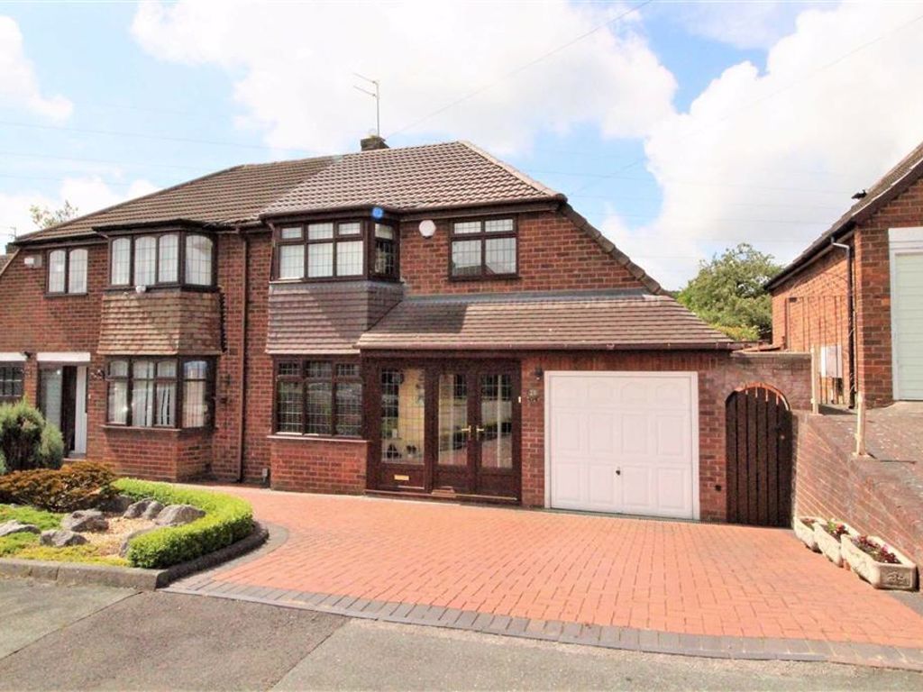 3 bed semidetached house for sale in Tynedale Crescent, Ettingshall Park, Wolverhampton WV4