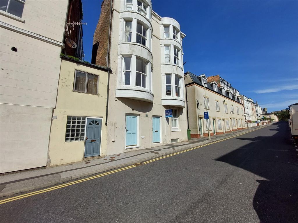 1 bed flat for sale in Castle Road, Scarborough YO11, £84,999 Zoopla