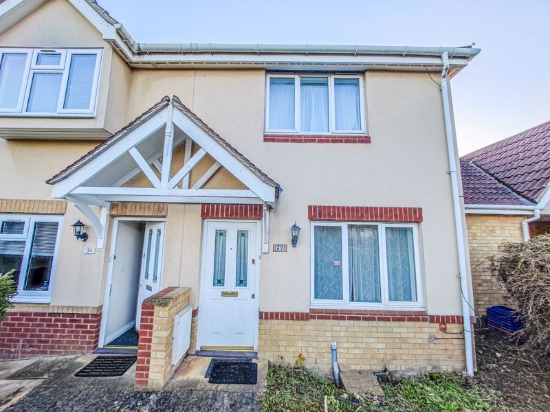 2 bed end terrace house to rent in Hill View Drive, West Thamesmead