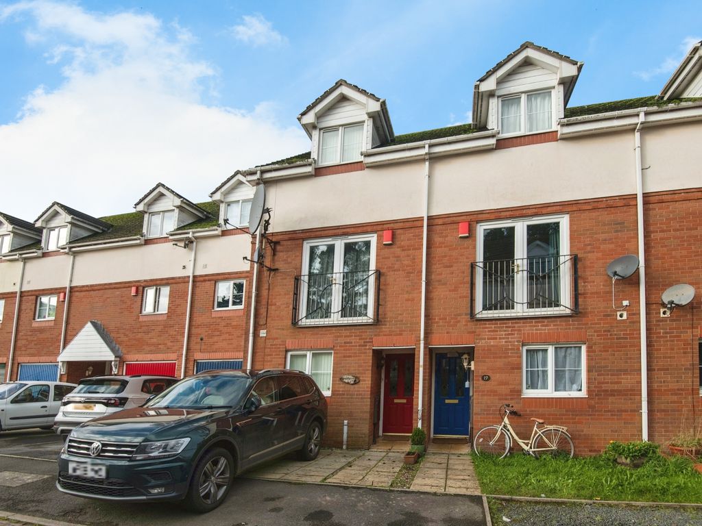 3 bed town house for sale in Woodmans Crescent, Honiton, Devon EX14, £