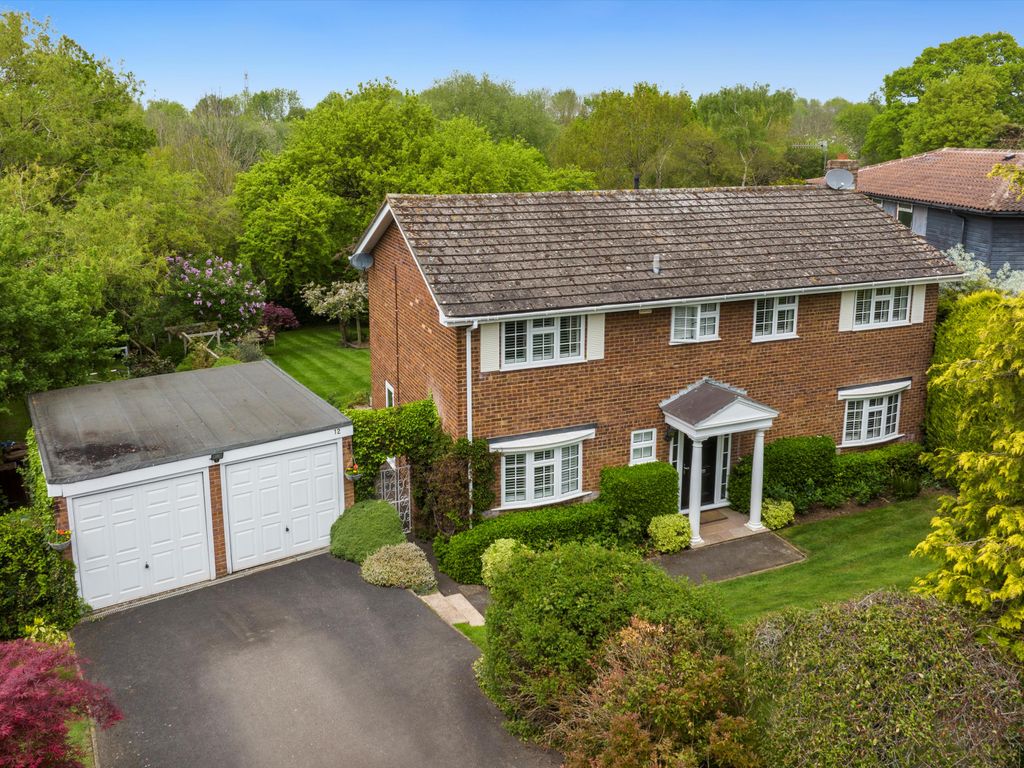 Westward Ho, Guildford, Surrey GU1  