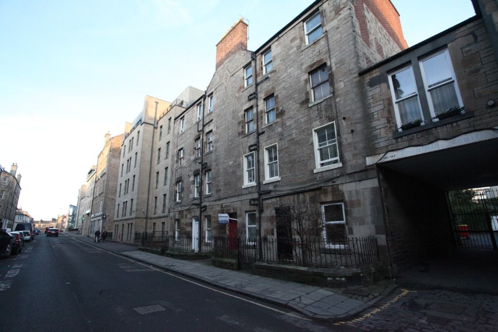 1 bed flat to rent in Grove Street, Central, Edinburgh EH3, £895 pcm