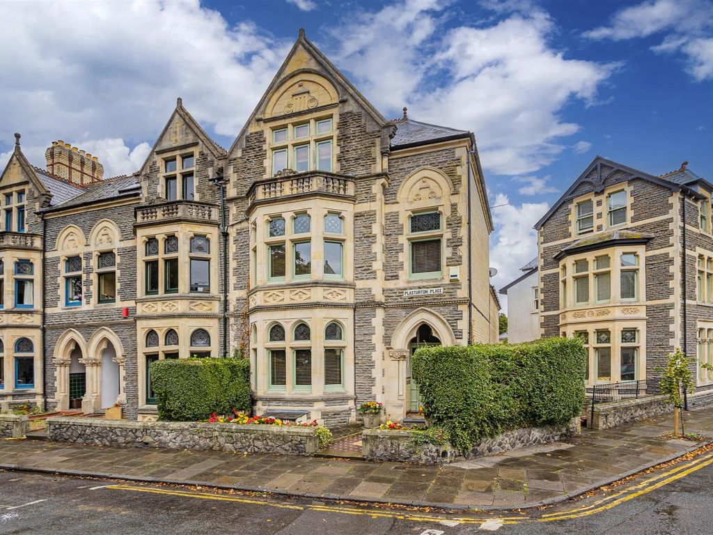 5 bed end terrace house for sale in Plasturton Place, Pontcanna