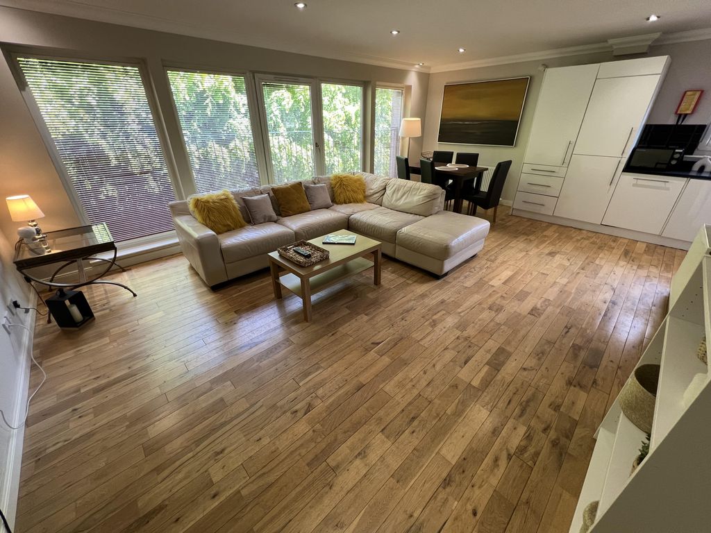 3 bed end terrace house to rent in Seaton Place, Aberdeen AB24, £1,425