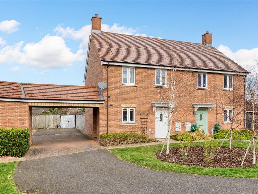 3 bed semidetached house for sale in Fennel Avenue, Stotfold, Hitchin SG5, £349,000 Zoopla