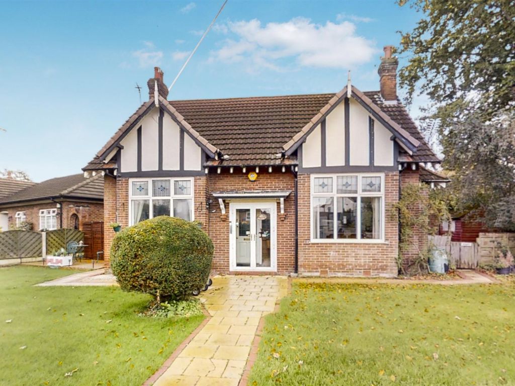 3 bed detached house for sale in Davyhulme Road, Urmston, Manchester