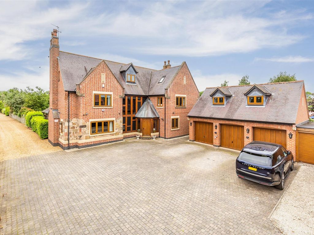 7 bed detached house for sale in Main Street, Long Whatton LE12 Zoopla