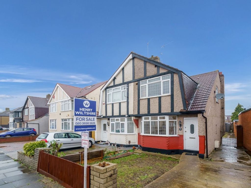 2 bed semidetached house for sale in Eton Road, Hayes UB3, £425,000