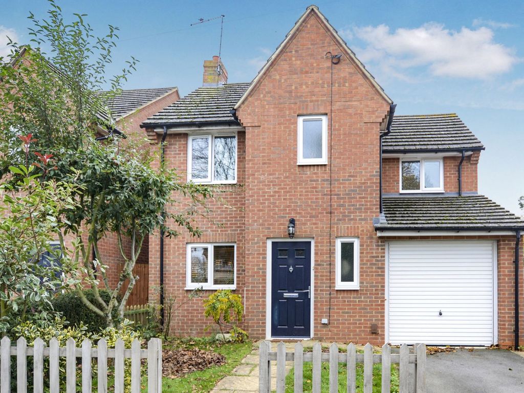 3 bed detached house for sale in Windrush Road, Northampton NN4 Zoopla