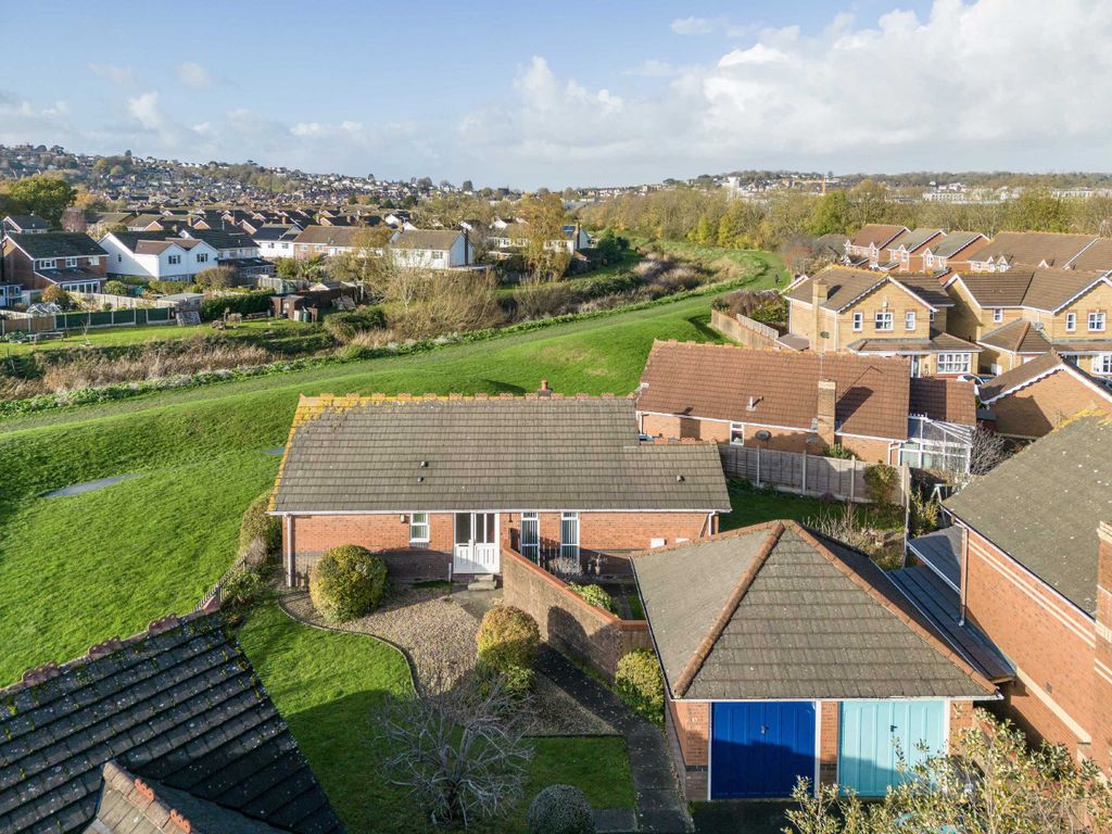 2 bed bungalow for sale in Heron Gardens, Portishead, North Somerset