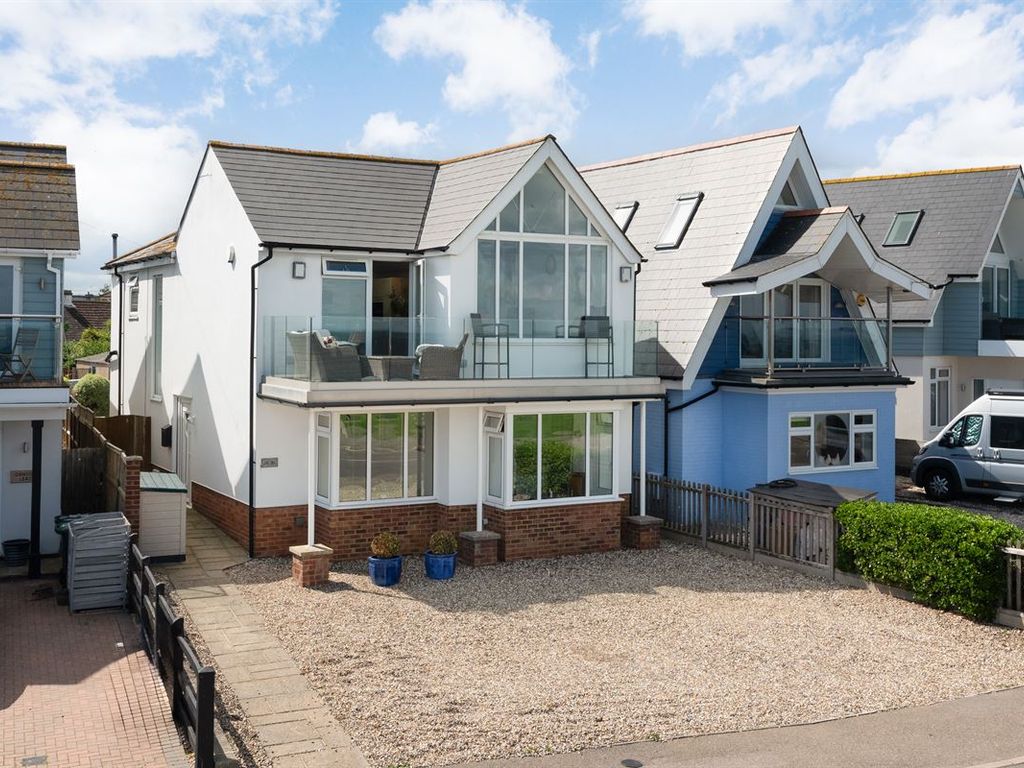 5 bed detached house for sale in Herne Bay Road, Whitstable CT5, £