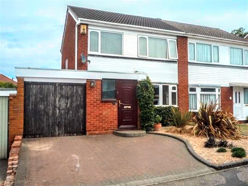 3 bed semidetached house for sale in Sunbeam, Glascote, Tamworth B77