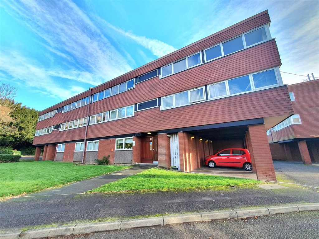 2 bed flat for sale in Cleaver Gardens, Weddington, Nuneaton CV10, £
