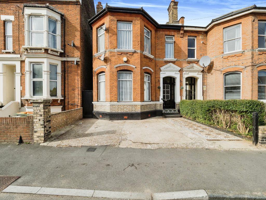 4 bed semidetached house for sale in Margery Park Road, Forest Gate E7