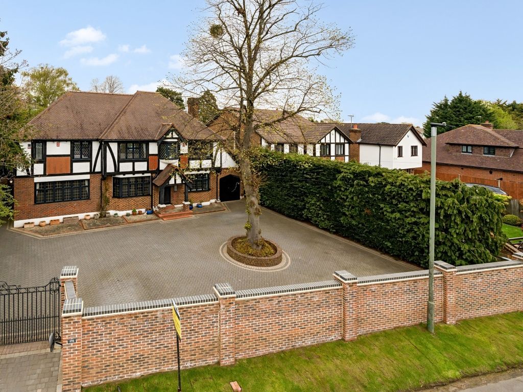 6 bed detached house for sale in Leesons Hill, Chislehurst BR7 Zoopla