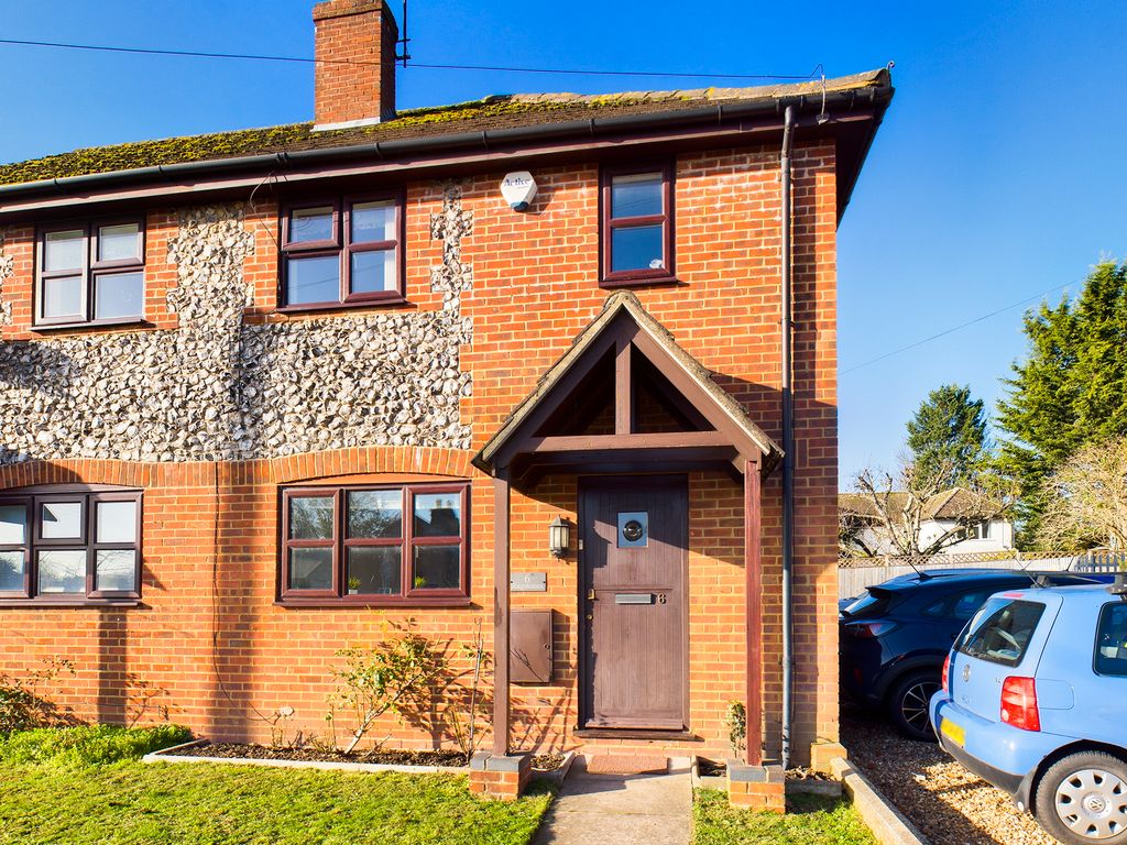 3 bed end terrace house for sale in Ragstones, Oakland Way, Flackwell