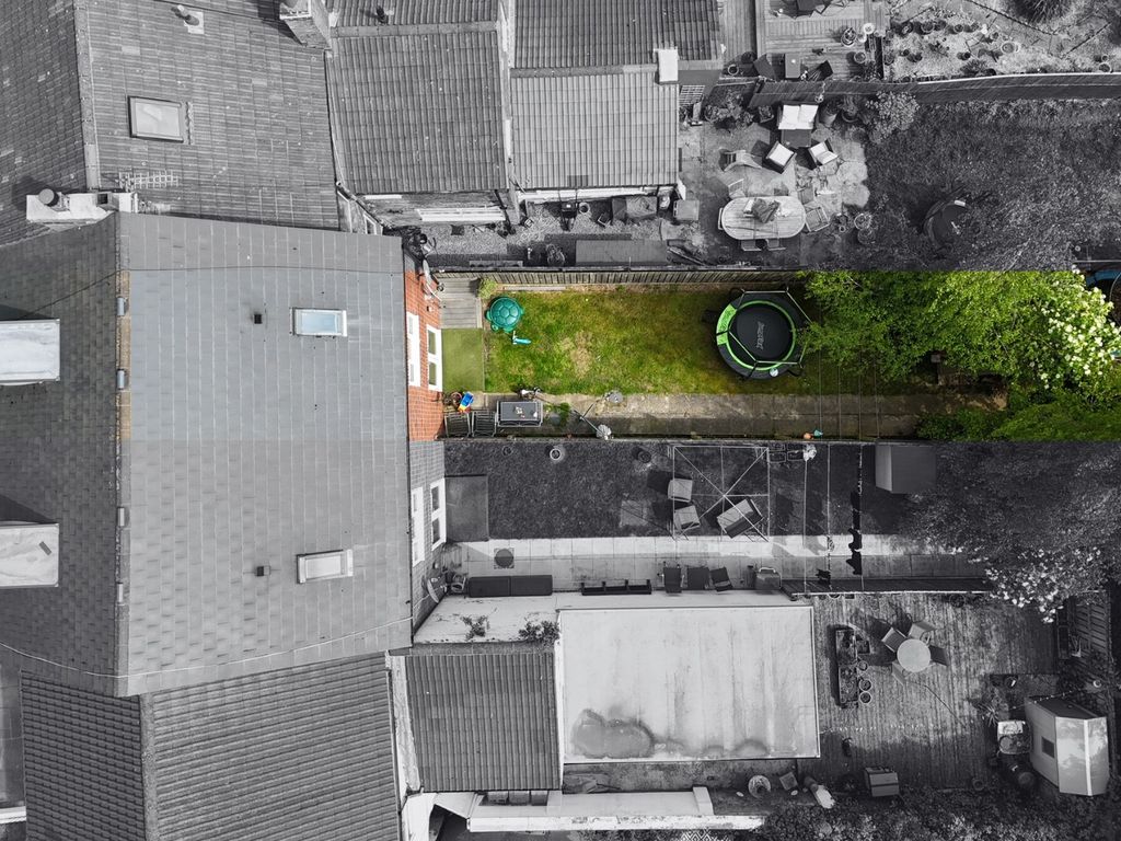 3 bed terraced house for sale in Hull Road, Hessle HU13, £185,000 Zoopla