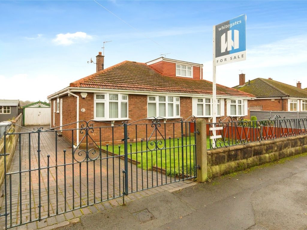 2 bed semidetached house for sale in Windsor Avenue, Crewe, Cheshire