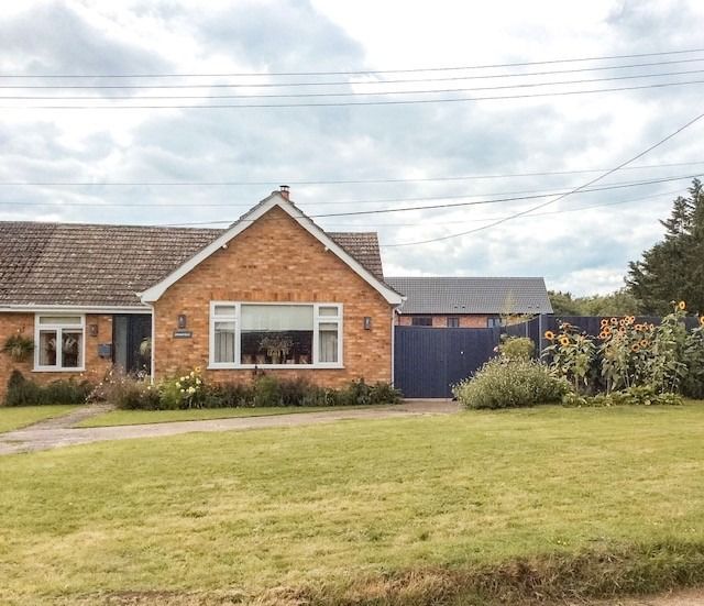 3 bed bungalow for sale in Grove Road, Banham, Norwich, Norfolk NR16, £