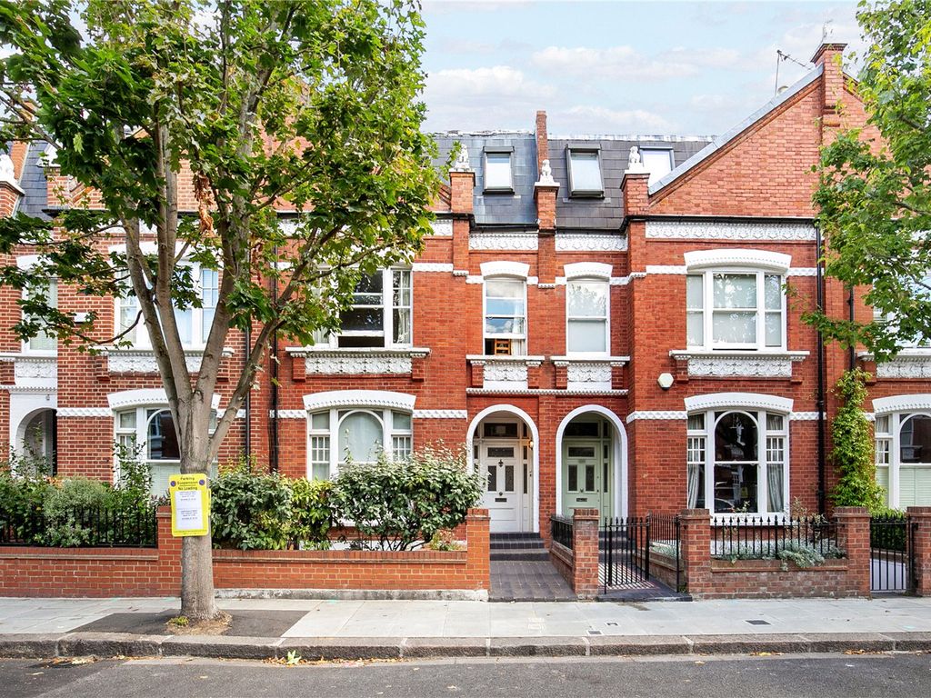 7 bed terraced house for sale in Chipstead Street, Peterborough Estate