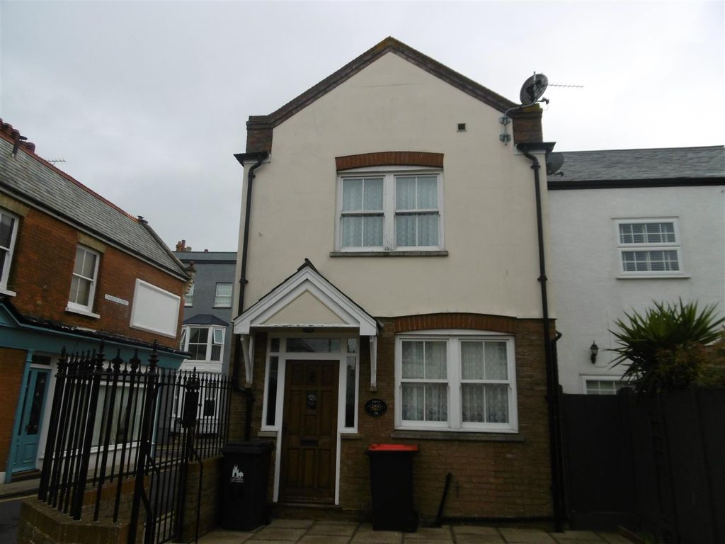 2 bed property to rent in Charles Street, Herne Bay CT6 Zoopla