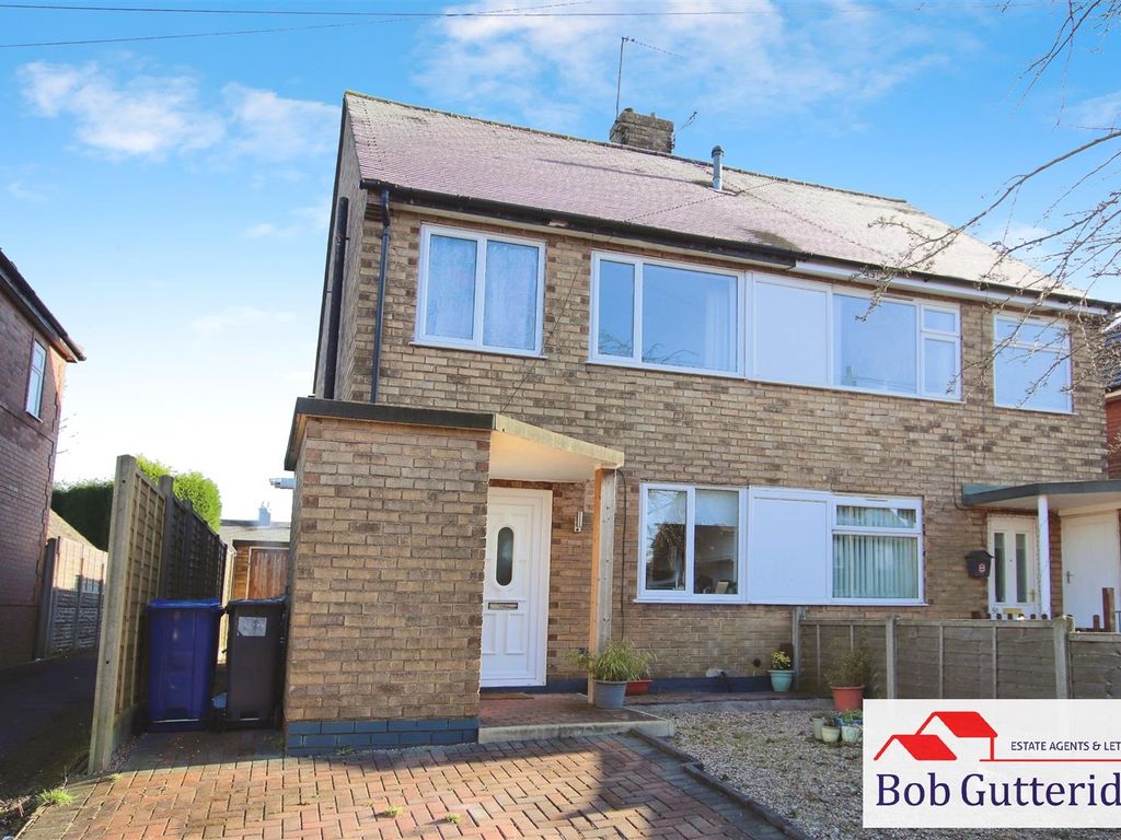 3 bed semidetached house for sale in Hanbridge Avenue, Bradwell