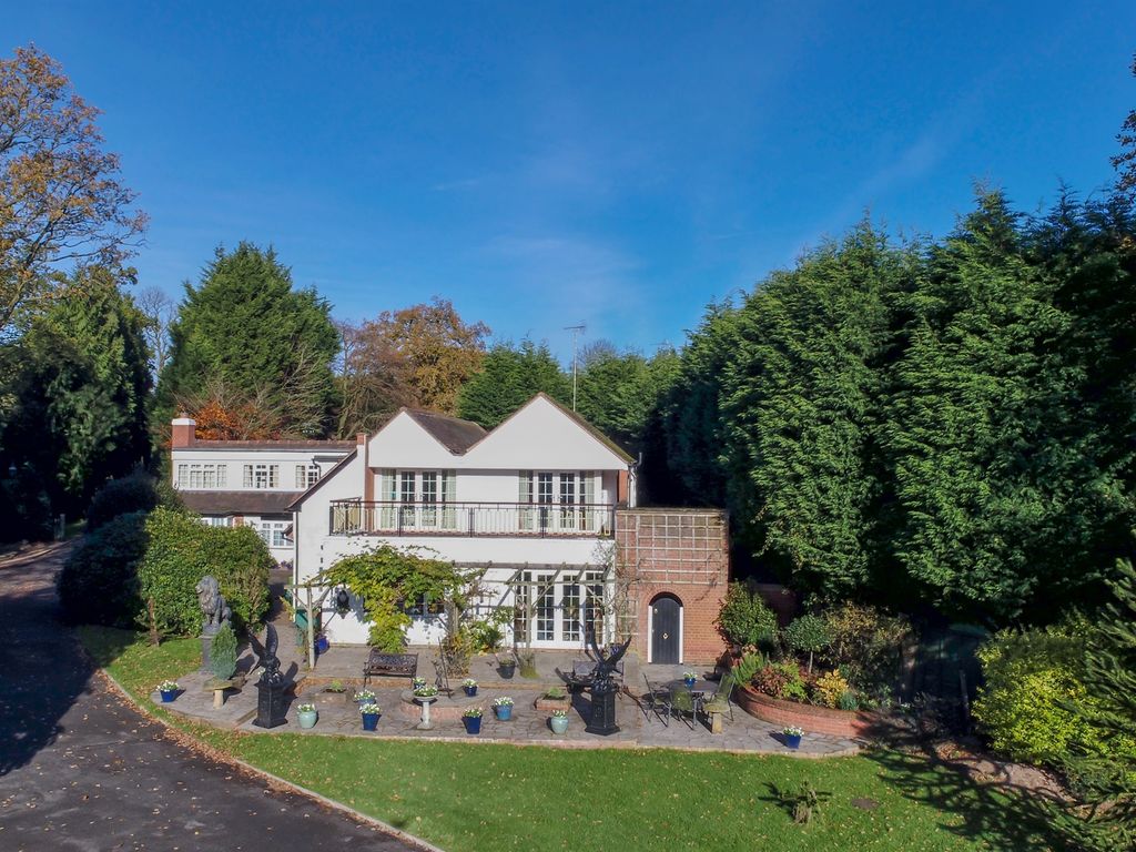 6 bed detached house for sale in Truggist Lane, Berkswell, Coventry CV7