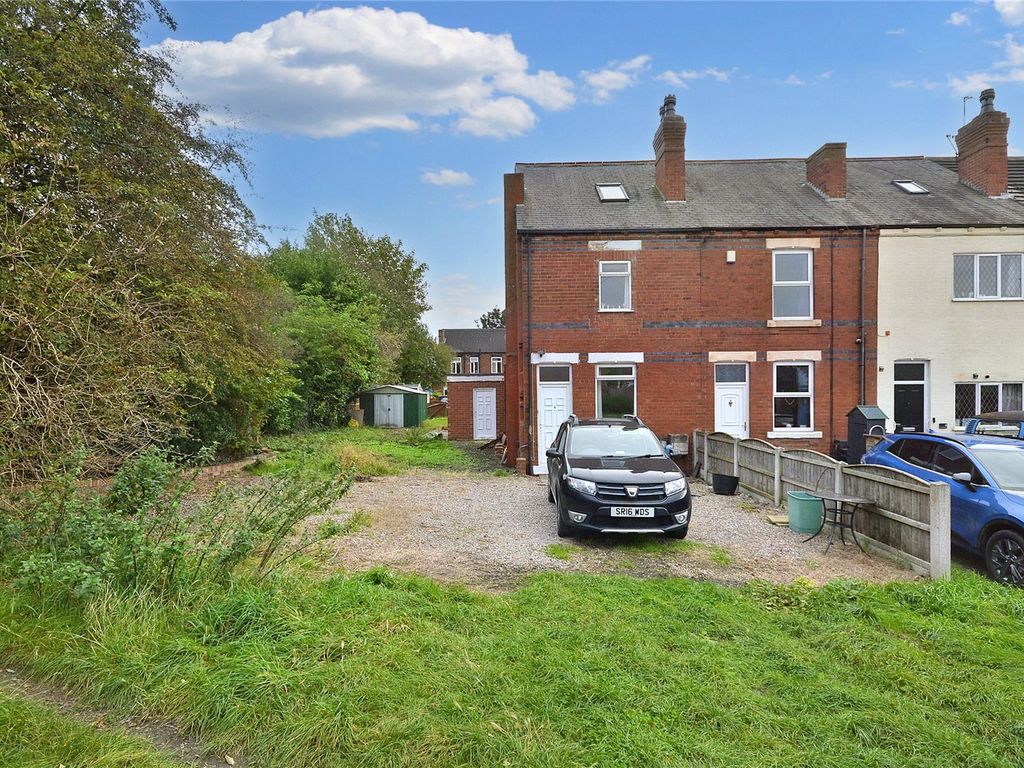 4 bed terraced house for sale in Marchmont Crescent, Kippax, Leeds