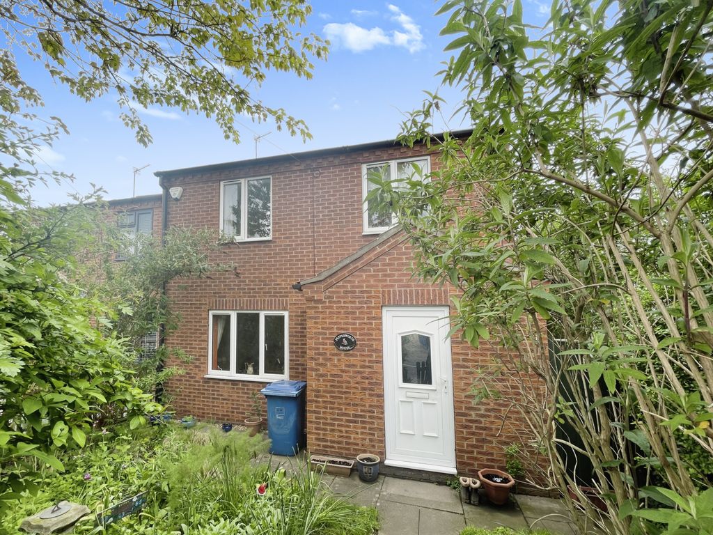 3 bed semidetached house for sale in Station Road, Langworth, Lincoln