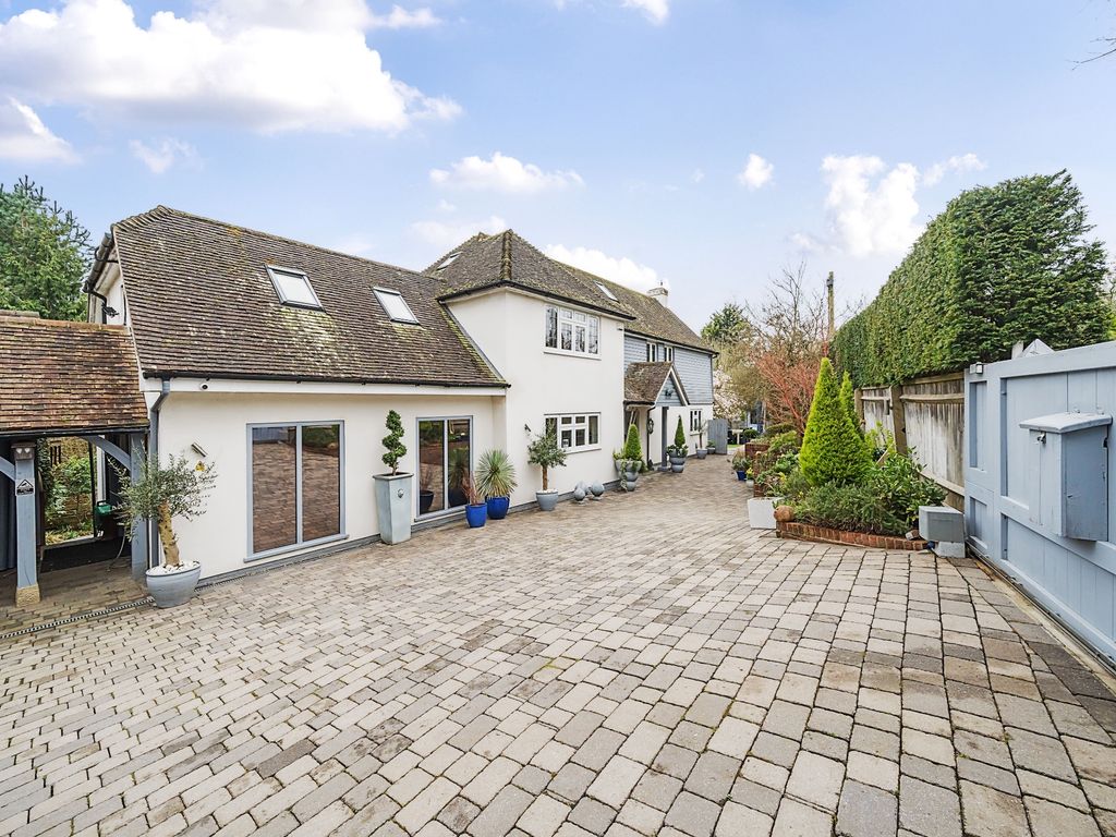 4 bed detached house for sale in Forty Green, Beaconsfield HP9, £1,900,000 Zoopla