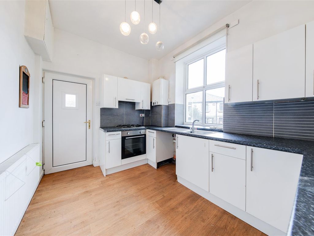 3 bed terraced house for sale in Beech Street, Rawtenstall, Rossendale