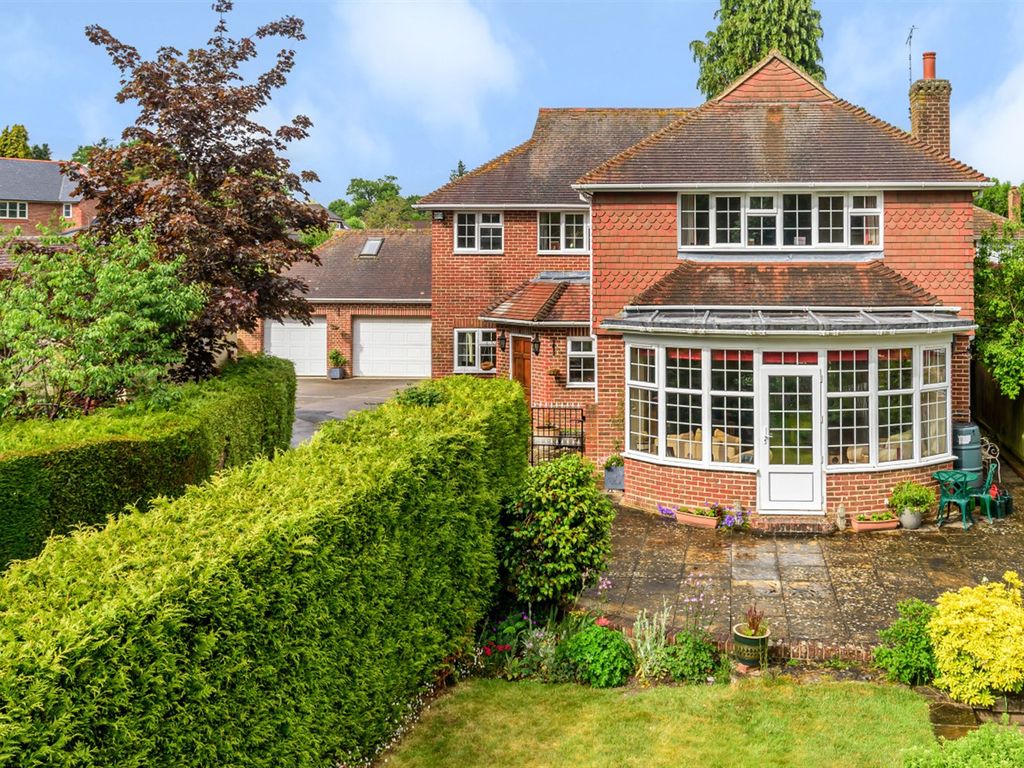 4 bed detached house for sale in Petersfield Road, Midhurst GU29 Zoopla