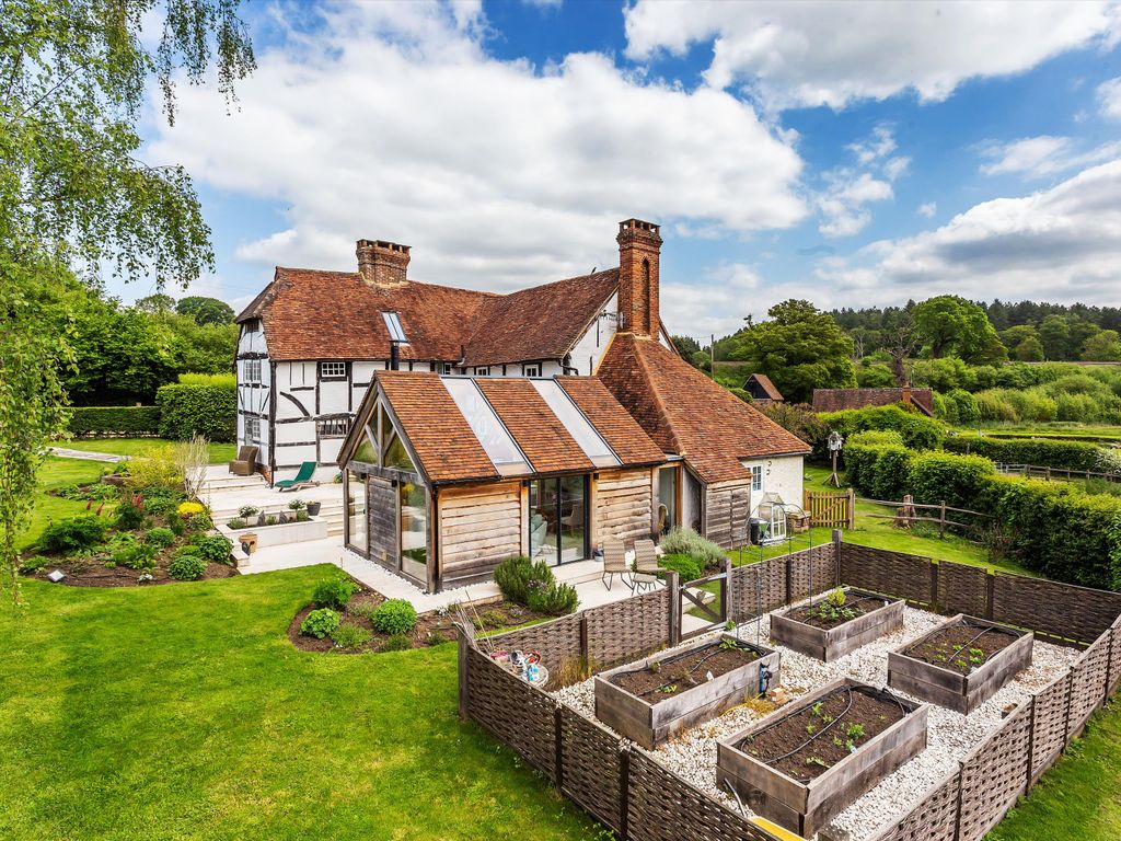 4 bed detached house for sale in Albury Heath, Albury, Guildford