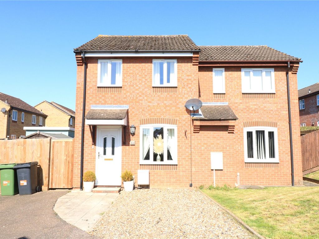 2 bed semidetached house for sale in Poynt Close, Wymondham, Norfolk