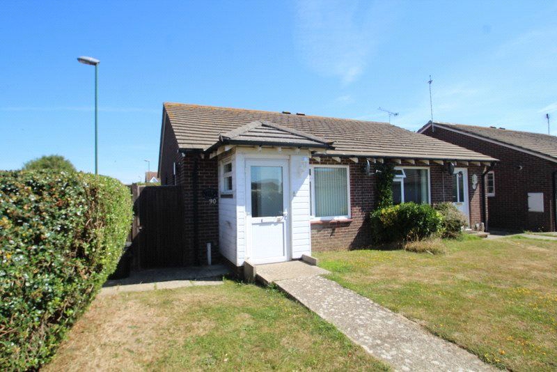 2 bed bungalow to rent in Capstan Drive, Littlehampton, West Sussex