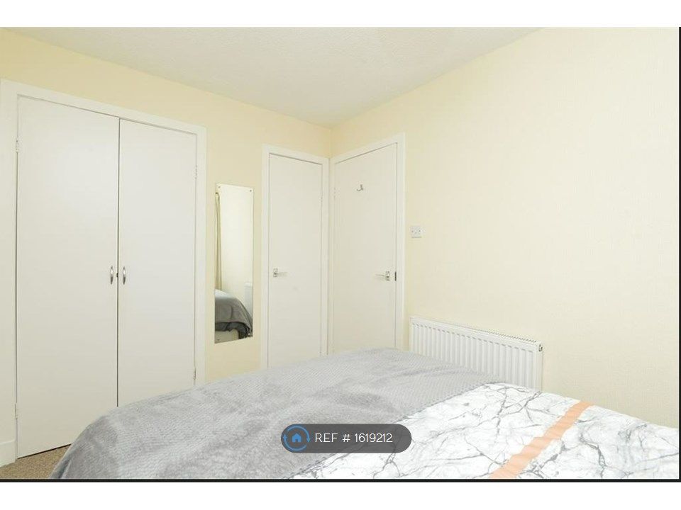 Room to rent in Dorset Place, Edinburgh EH11 Zoopla