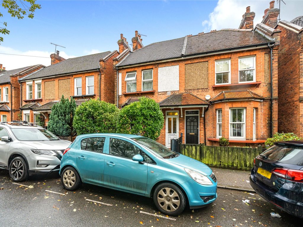 3 bed semidetached house for sale in Guildford, Surrey GU1, £500,000 Zoopla
