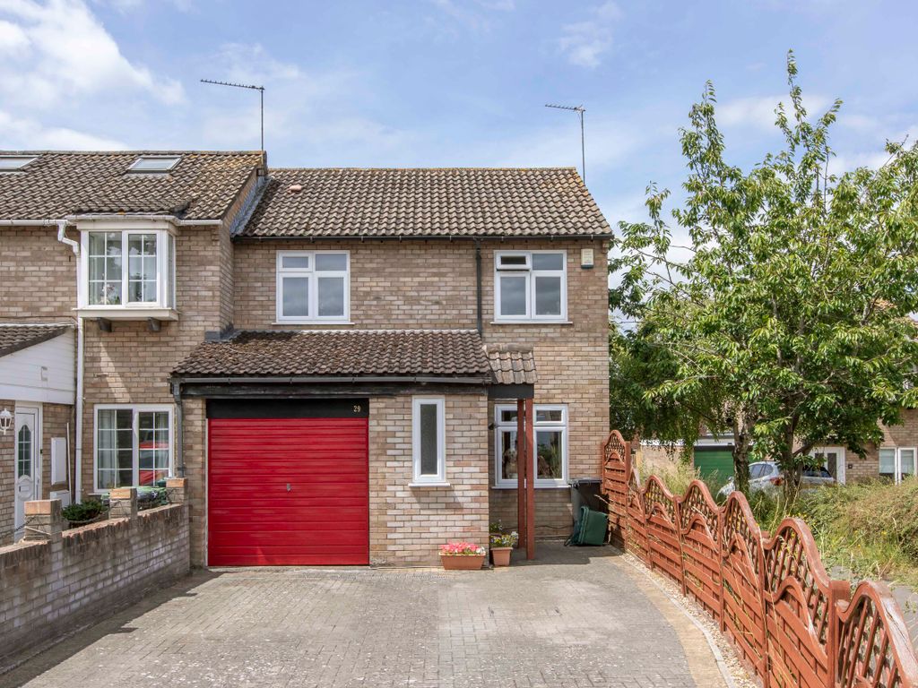 3 bed end terrace house for sale in York Close, Stoke Gifford, Bristol