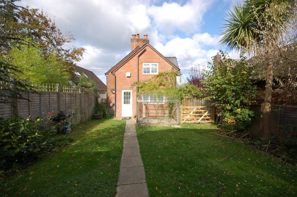 3 bed cottage to rent in Meerut Road, Brockenhurst, Hampshire, S042