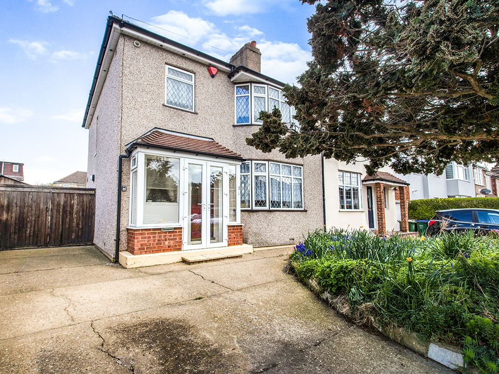 3 bed semidetached house for sale in Lansdowne Avenue, Bexleyheath DA7