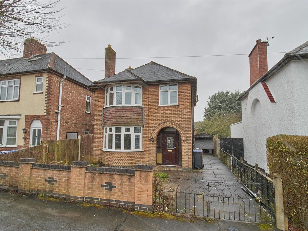 3 bed detached house for sale in Teign Bank Road, Hinckley LE10 Zoopla