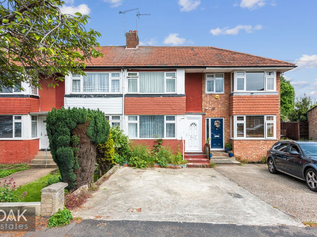 3 bed terraced house for sale in Queens Drive, Waltham Cross EN8, £