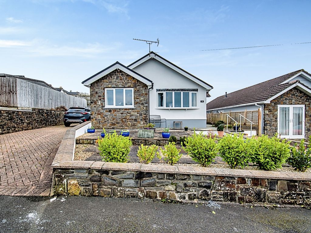 3 bed detached bungalow for sale in James Park, Kilgetty SA68 Zoopla