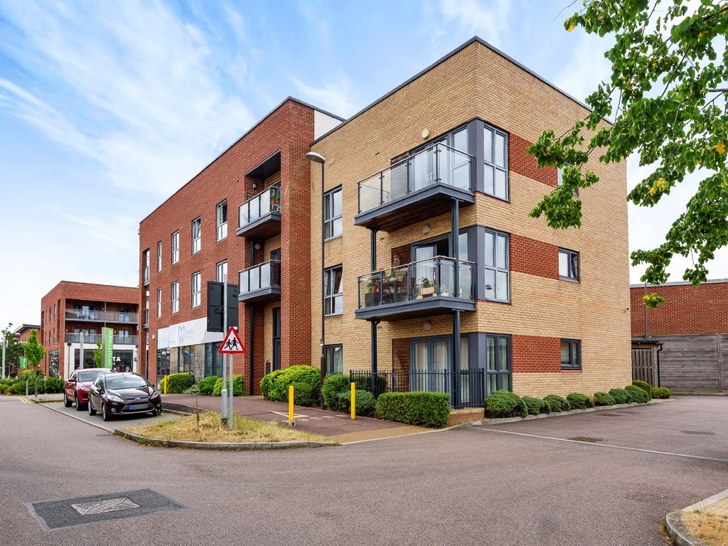 2 bed flat for sale in Atlas Way, Oakgrove, Milton Keynes MK10 Zoopla