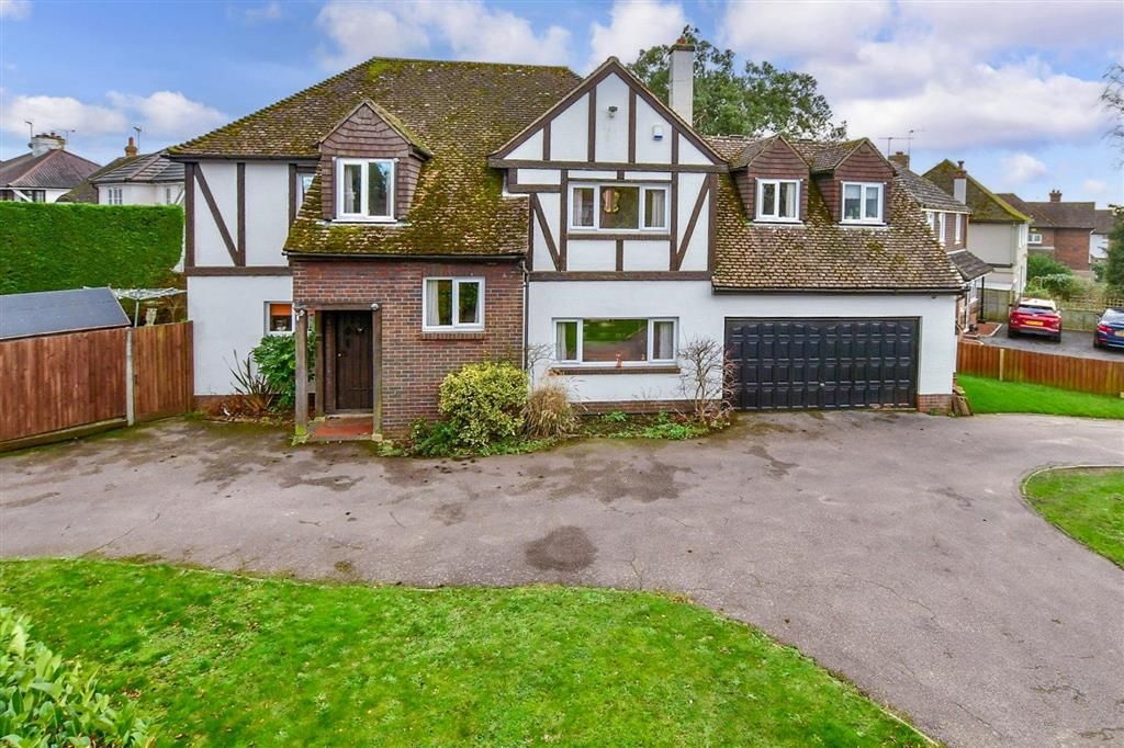 4 bed detached house for sale in The Landway, Bearsted, Maidstone, Kent