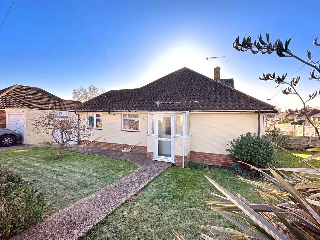 2 bed bungalow for sale in Manning Road, Wick, Littlehampton, West