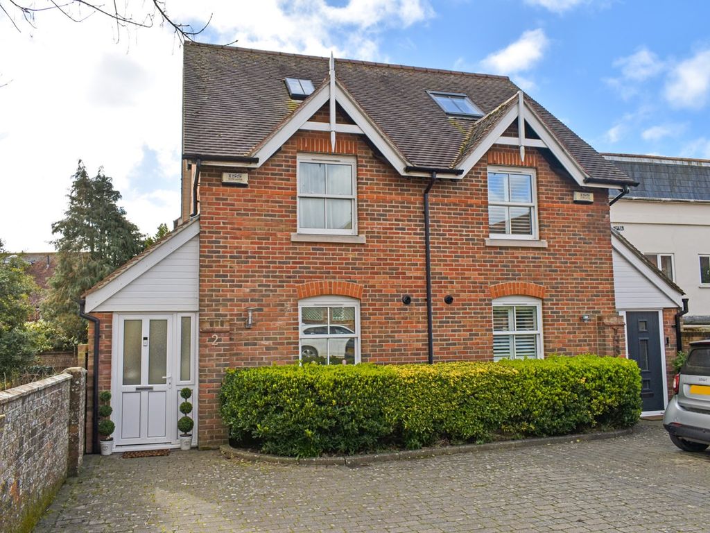 3 bed semidetached house for sale in High Street, Lymington SO41 Zoopla