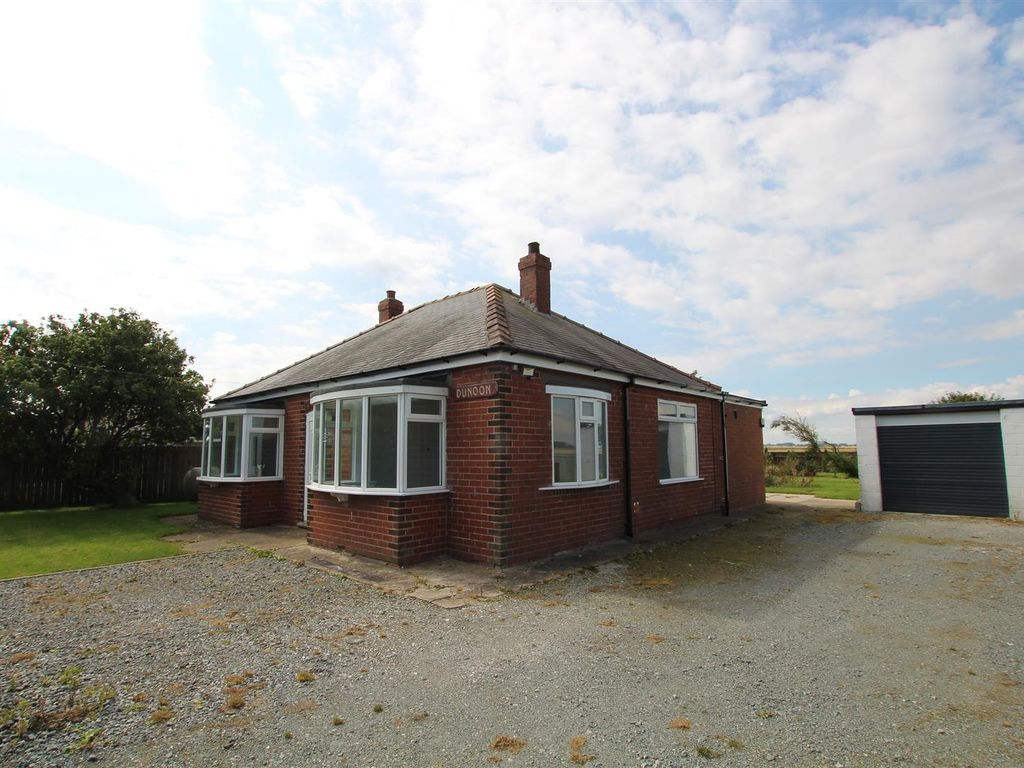 2 bed bungalow for sale in Holmpton Road, Hollym, Withernsea HU19, £